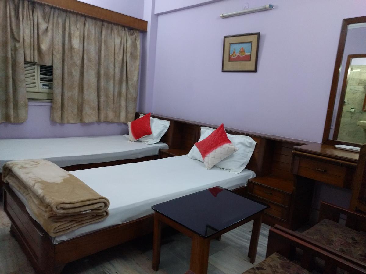 Ashray Guesthouse Kalküta Dış mekan fotoğraf